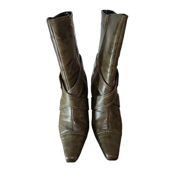 CL by Chinese Laundry Taupe Filene Ankle Boot Size 6M - Picture 2 of 8